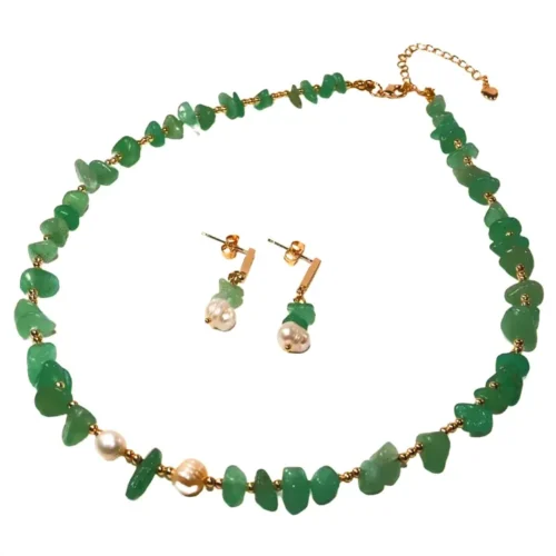 Collar venturina  verde y perlas de rio