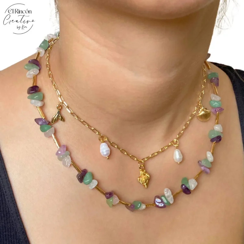 Collar de cadena con dijes de mar