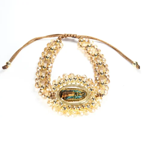 Pulsera tejida con figura de la Virgen de Guadalupe