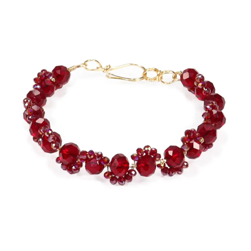 Brazalete de cristales rojos facetados